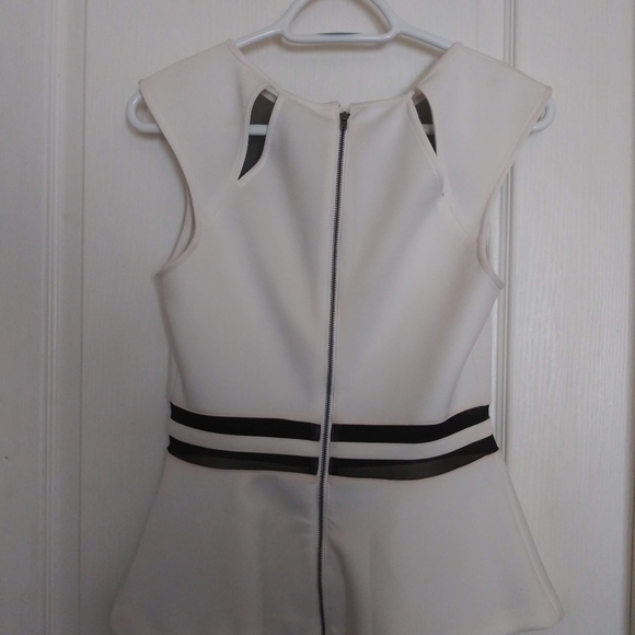 Guess Peplum Waist Top - Picture 2 of 2